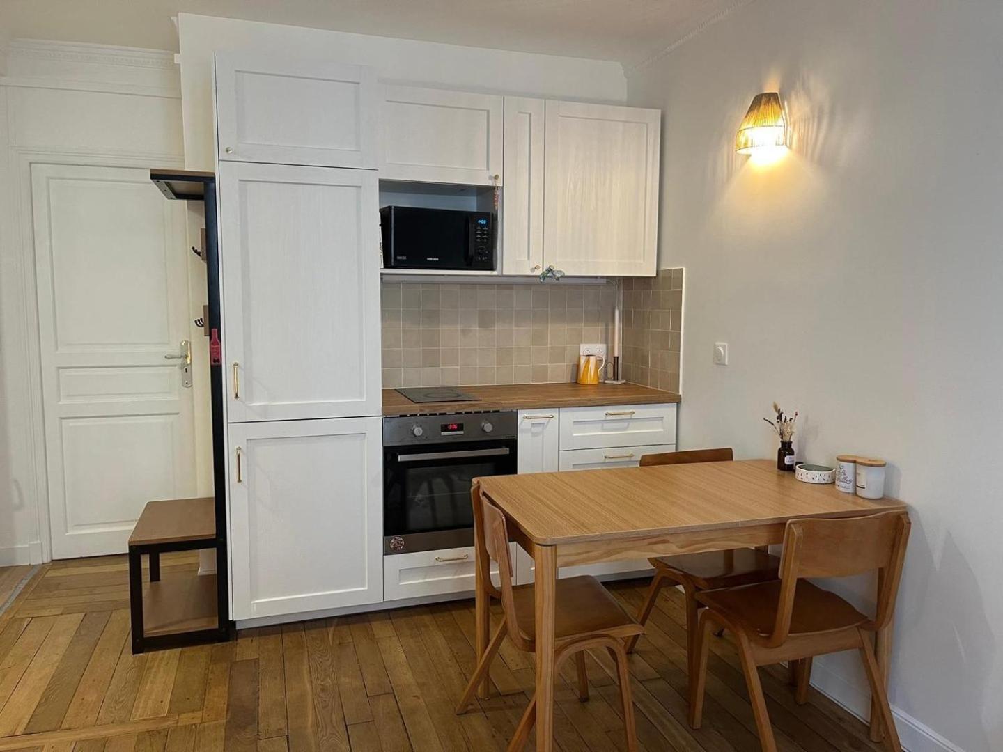 Modern & Bright Near Batignolles Appartamento Parigi